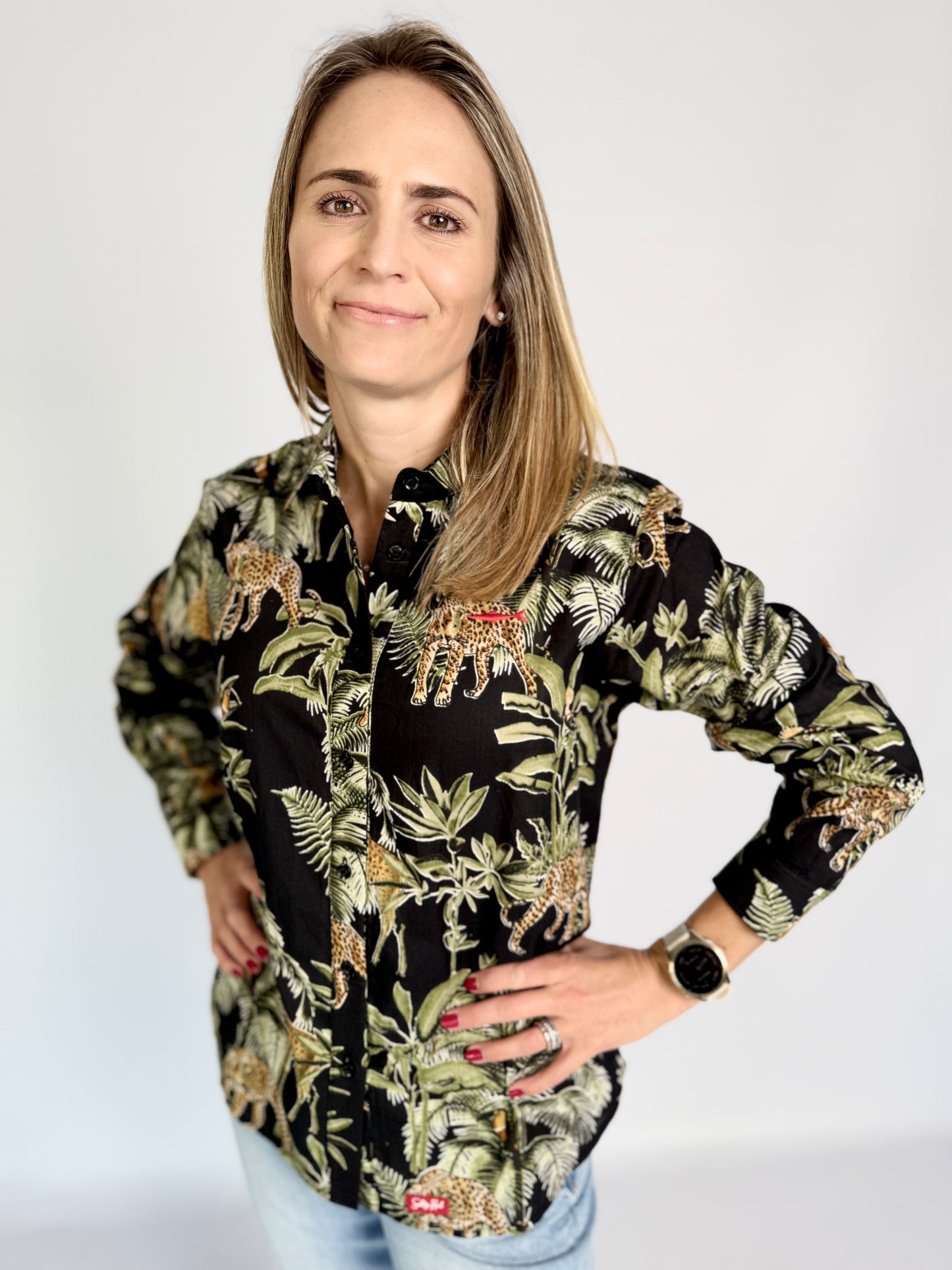 Ladies Shirt - Black w Giraffe, Leopards