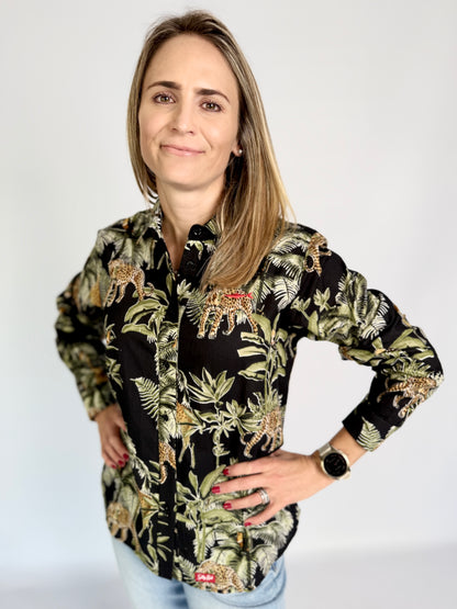 Ladies Shirt - Black w Giraffe, Leopards