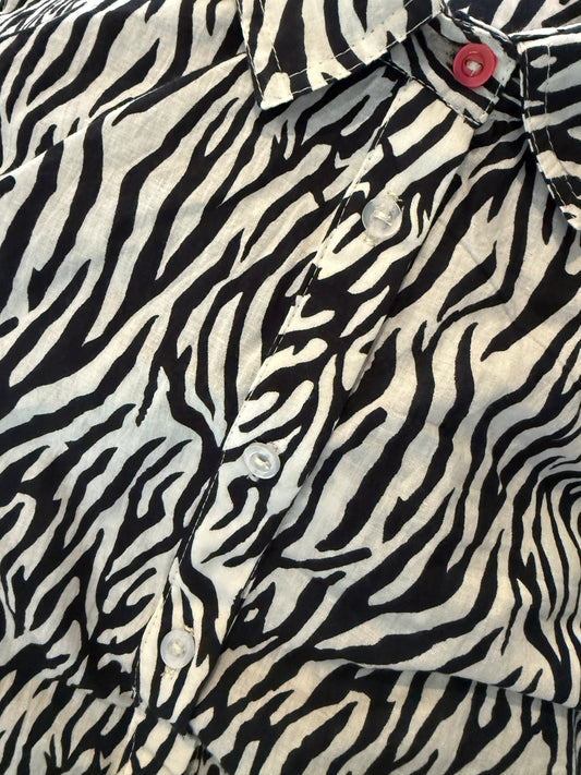Ladies Shirt - Black and White Abstract Print