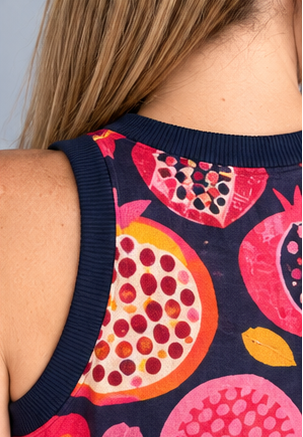 Pomegranate_Dress_Ribbing_Detail.png